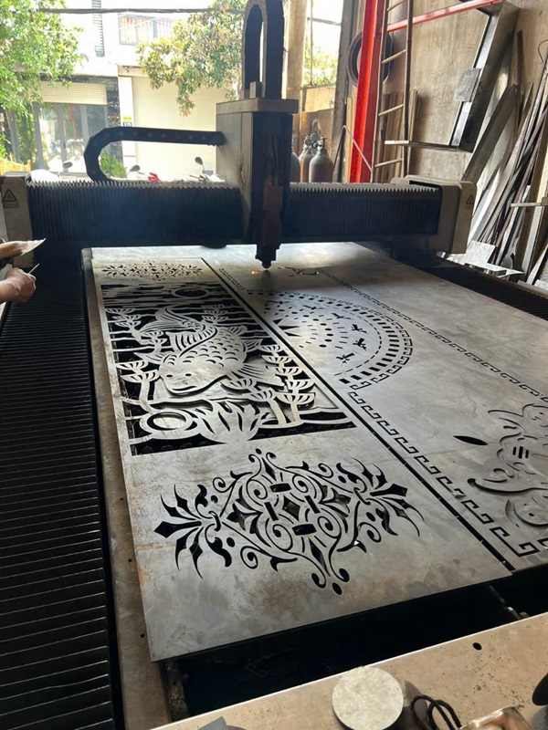 cắt cnc sắt
