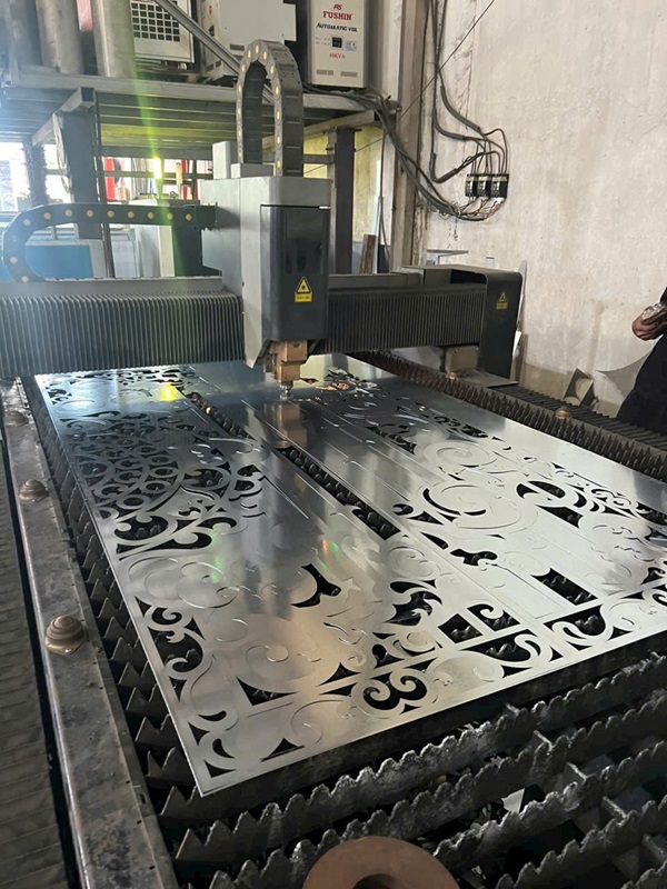 cắt laser